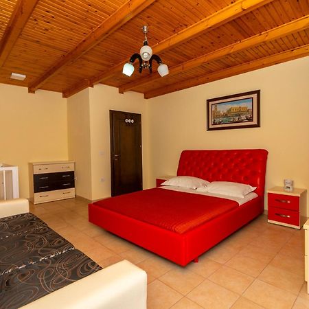 Hotel Albania Velipoje Bagian luar foto