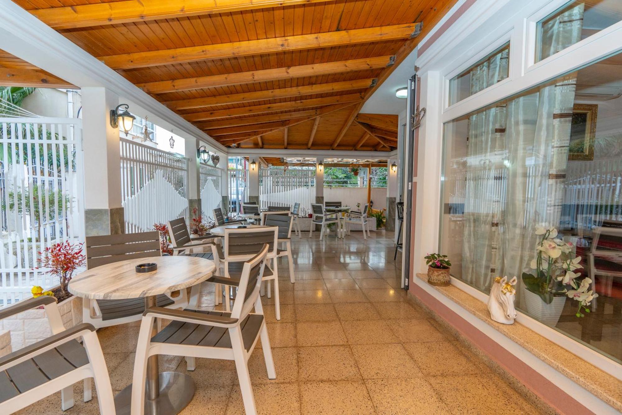 Hotel Albania Velipoje Bagian luar foto