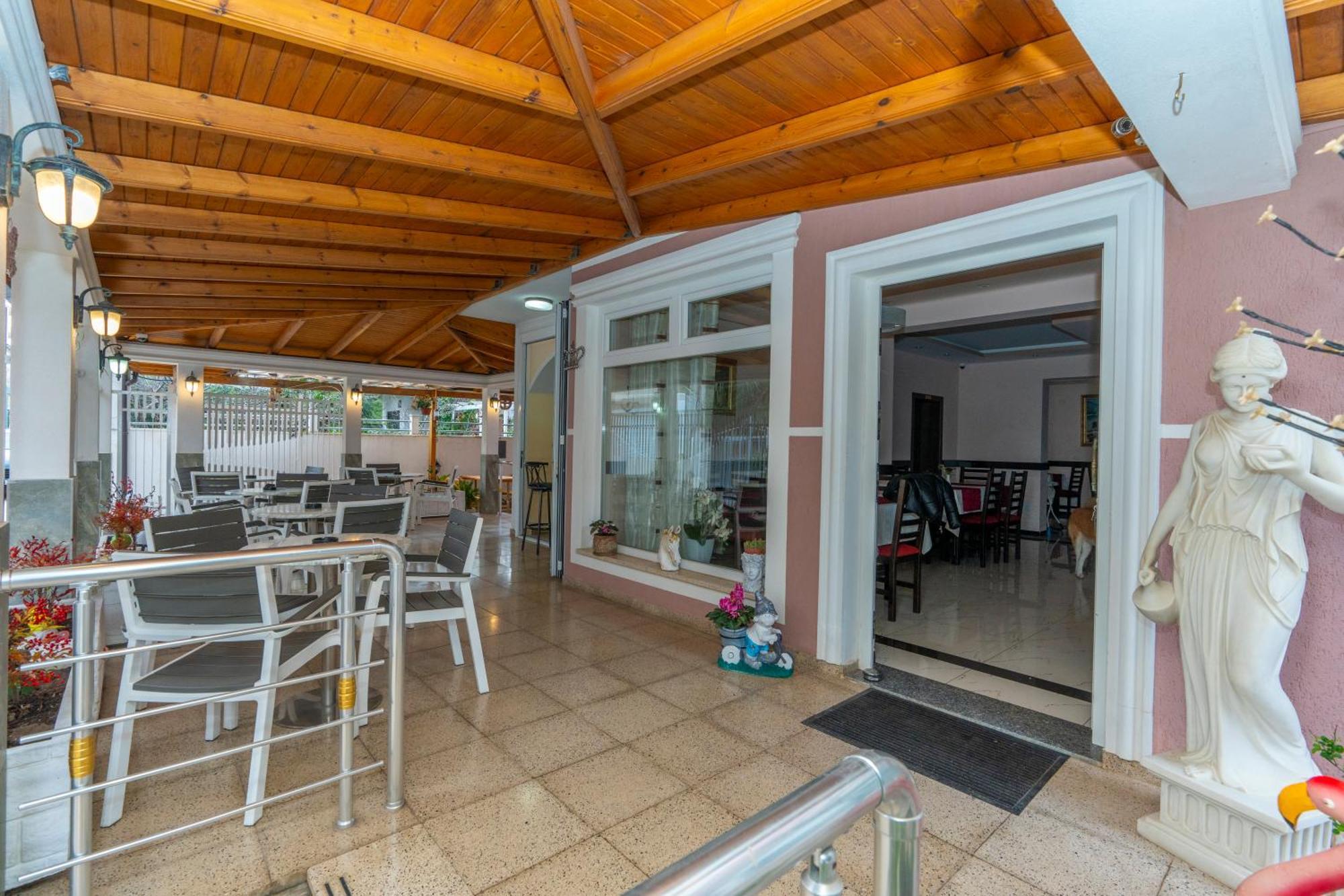 Hotel Albania Velipoje Bagian luar foto