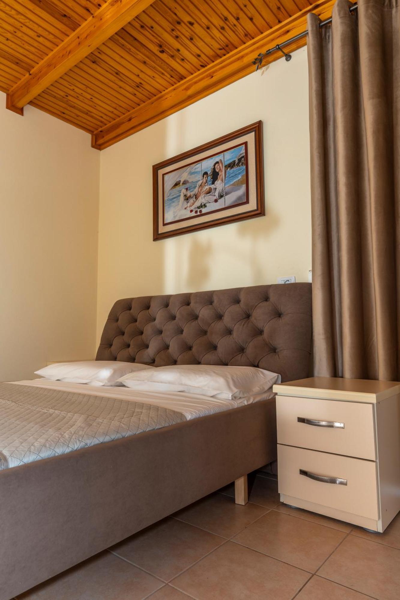 Hotel Albania Velipoje Bagian luar foto