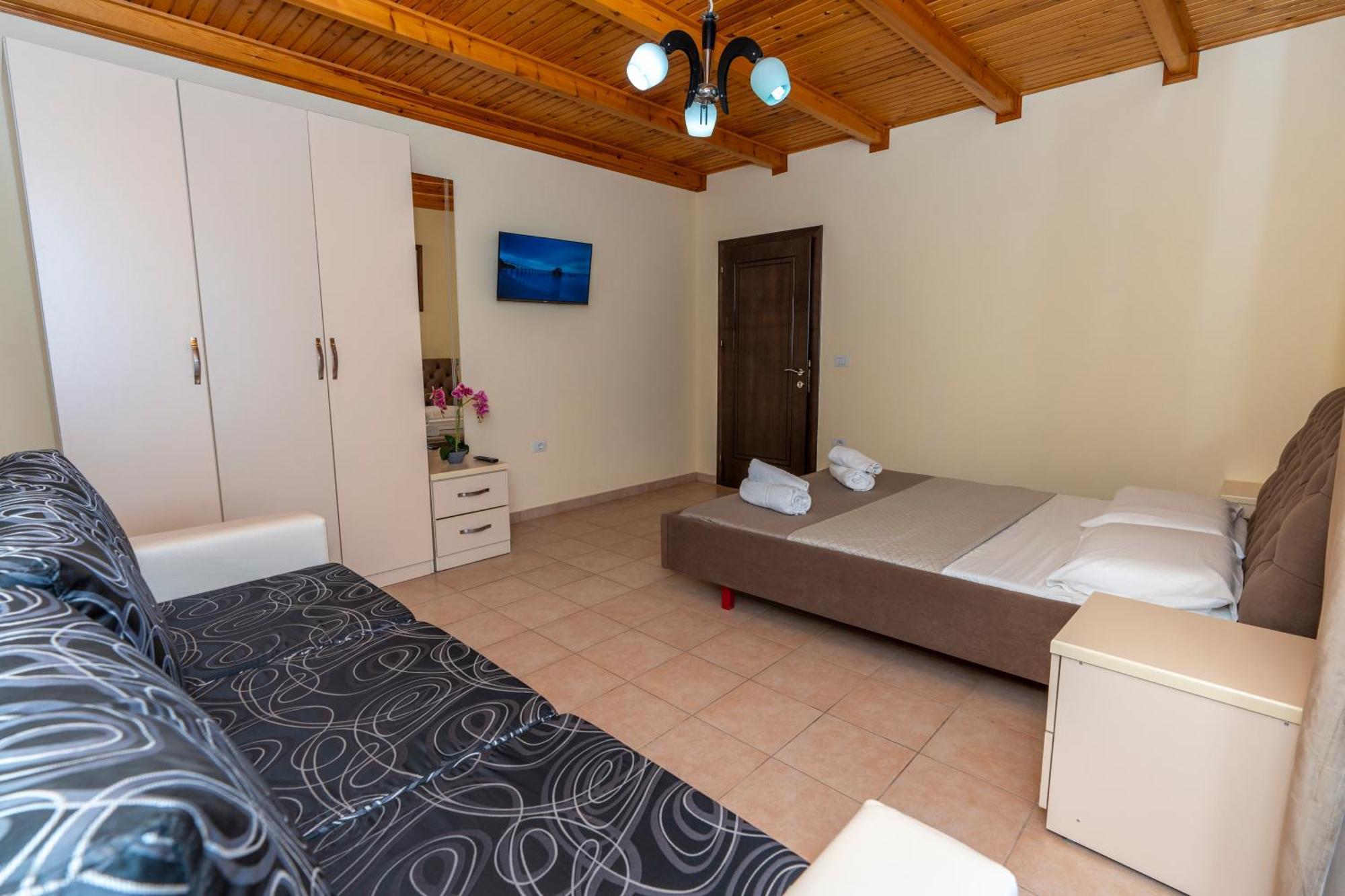 Hotel Albania Velipoje Bagian luar foto