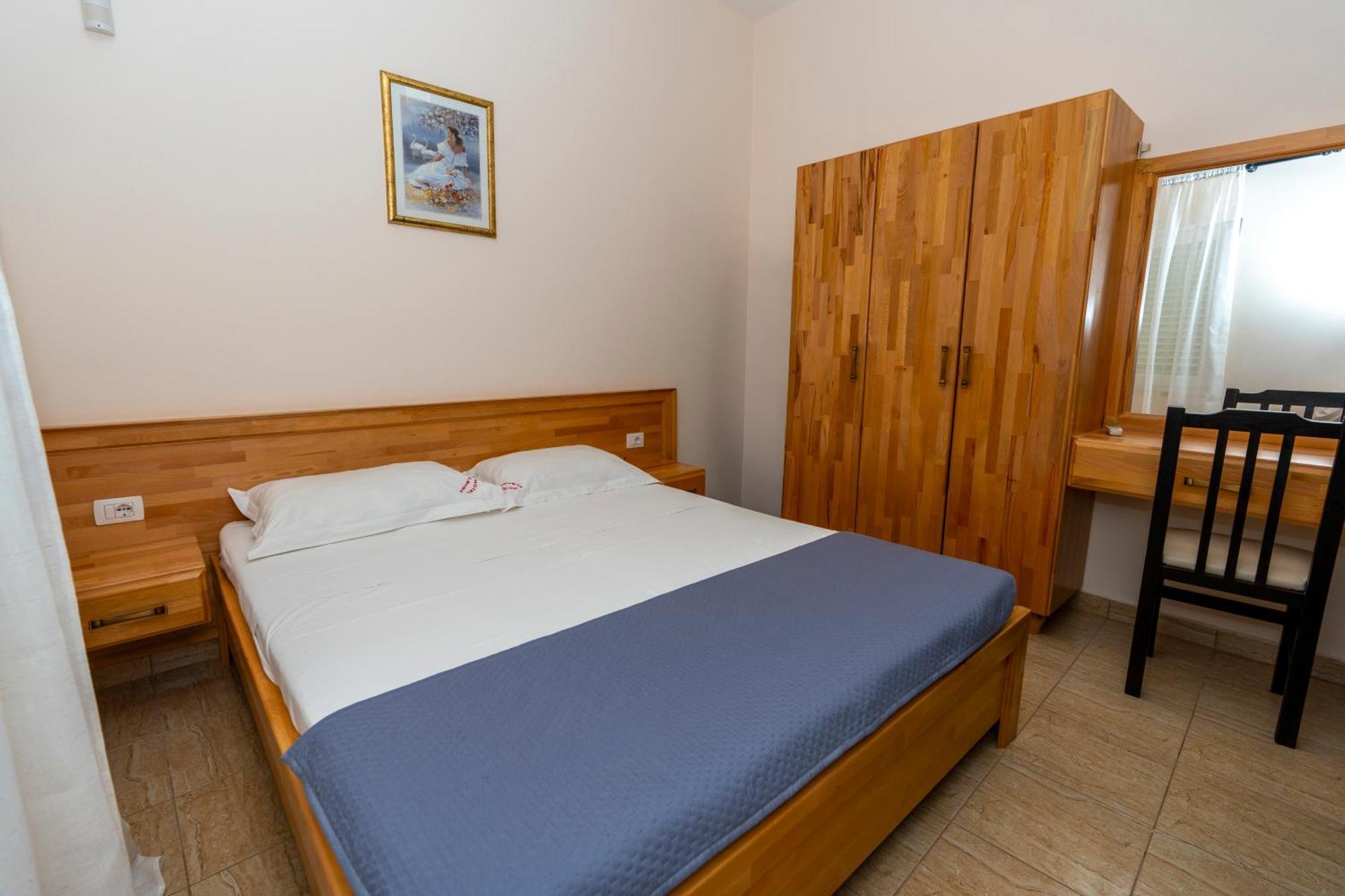 Hotel Albania Velipoje Bagian luar foto