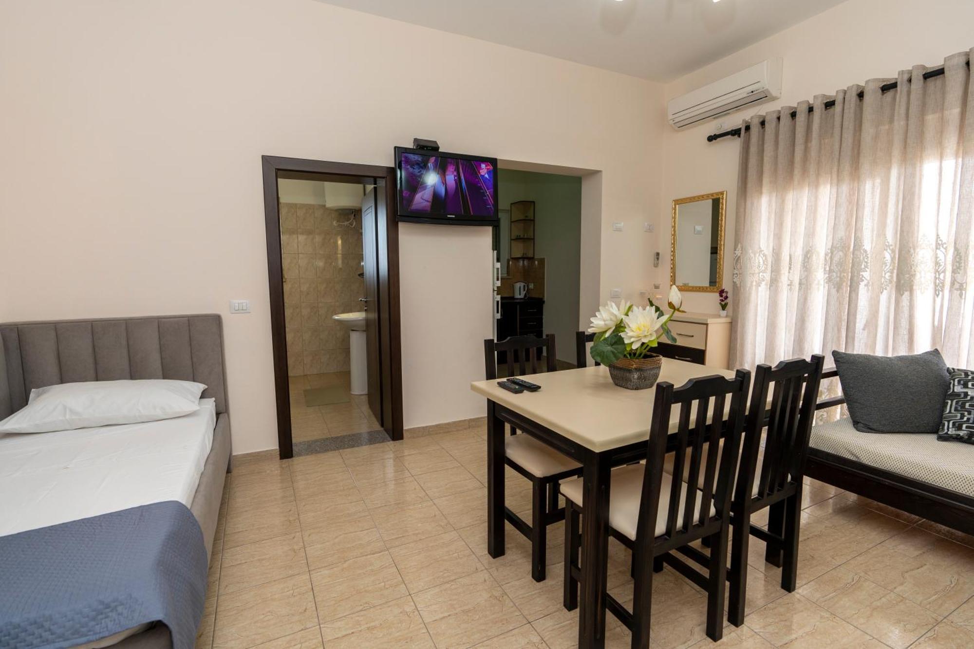 Hotel Albania Velipoje Bagian luar foto